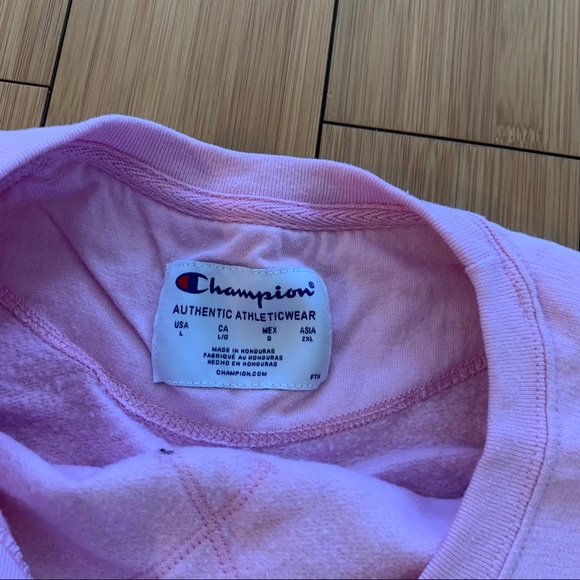 pink champion crewneck - Picture 3 of 3